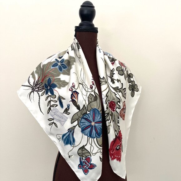 Gucci Silk Wrap Logo Kris Knight Floral Print Ivory Multicolor Scarf - Picture 5 of 15